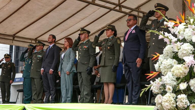 GOBIERNO DE CALDAS FELICITA Y RESALTA LA LABOR DE LA POLICÍA NACIONAL EN SUS 131 AÑOS DE VIDA INSTITUCIONAL