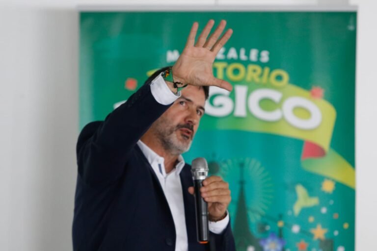 CHEC y Alcaldía presentan el alumbrado de navidad