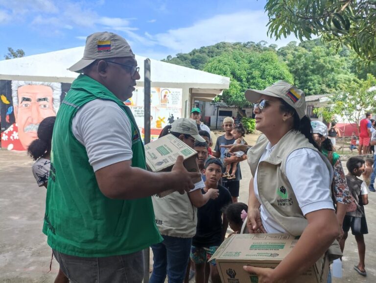 Toneladas de alimentos para sitios afectados por fuertes lluvias