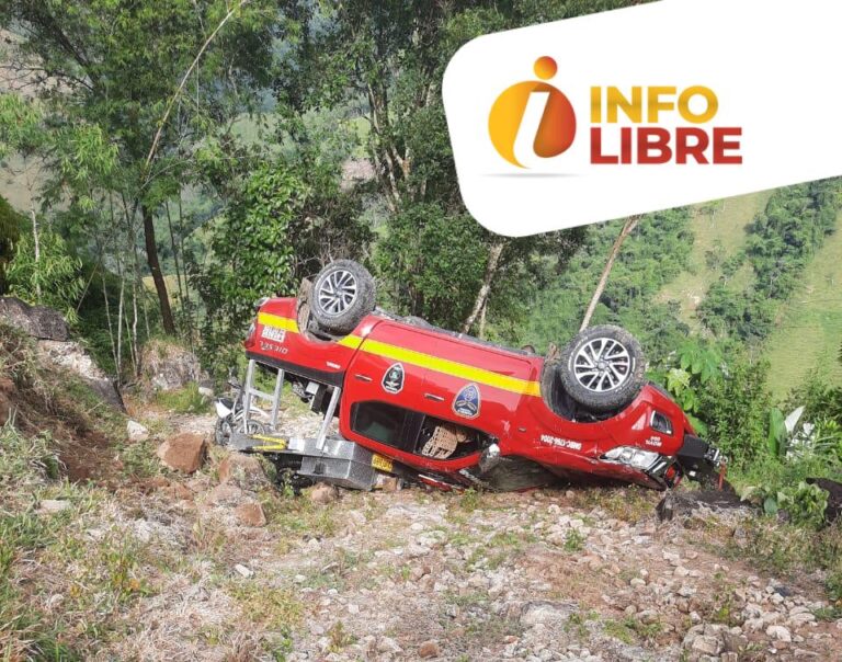 ÚLTIMA HORA | Bomberos de Samaná Caldas sufren accidente de tránsito