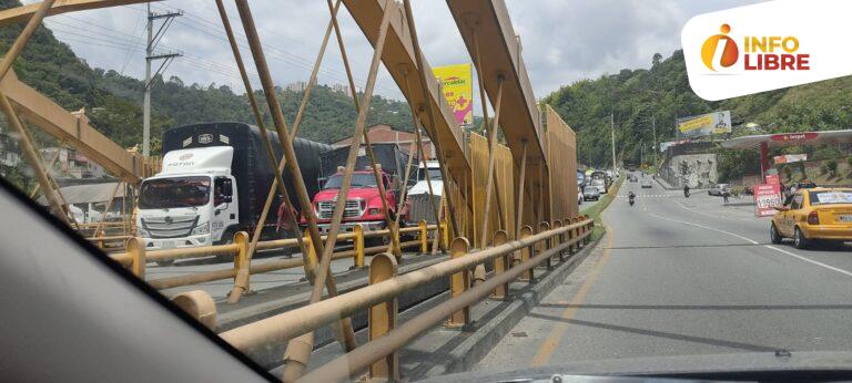 Accidente de Dos Tractomulas en la Panamericana de Manizales Genera Congestión