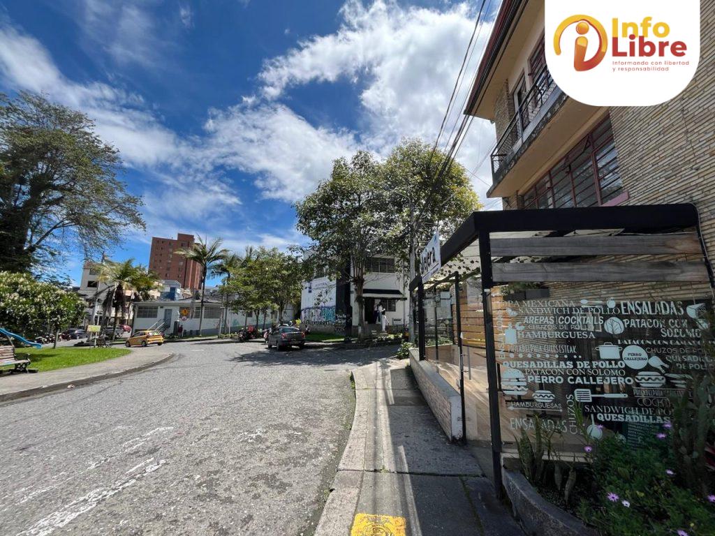 uso de terrazas y antejardines